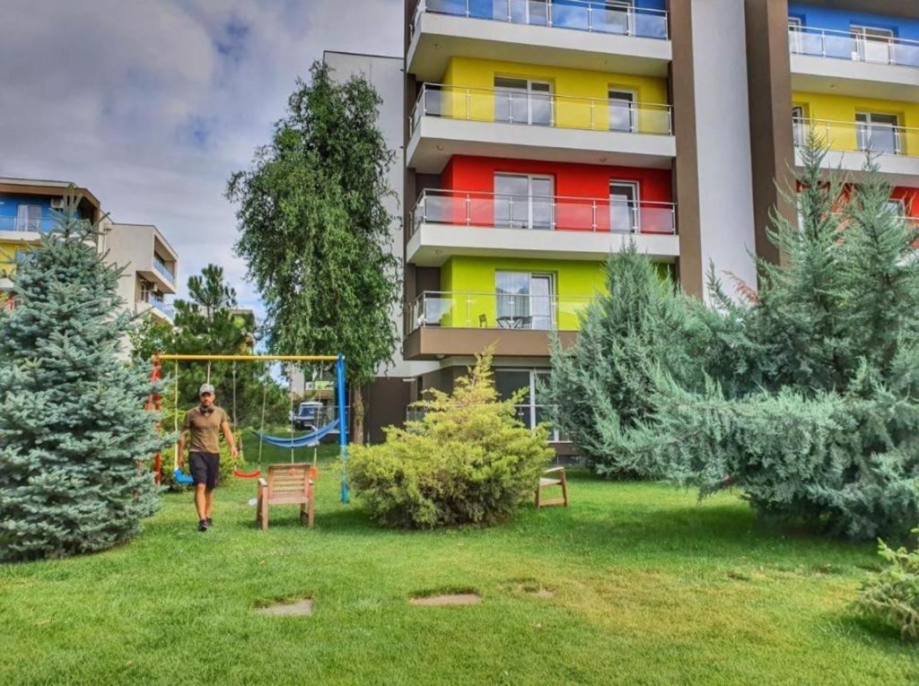 Tranzzit Airport Apartment II Otopeni Luaran gambar