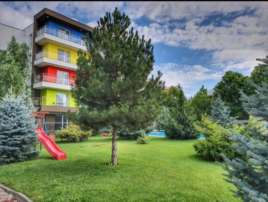 Tranzzit Airport Apartment II Otopeni Luaran gambar